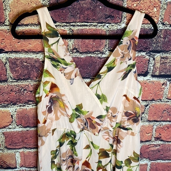 SIMPLY Noelle Long Floral Tropical Flowy Chiffon Maxi Dress Size M - Picture 3 of 11